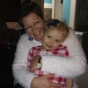 Meet your Posher, Holly